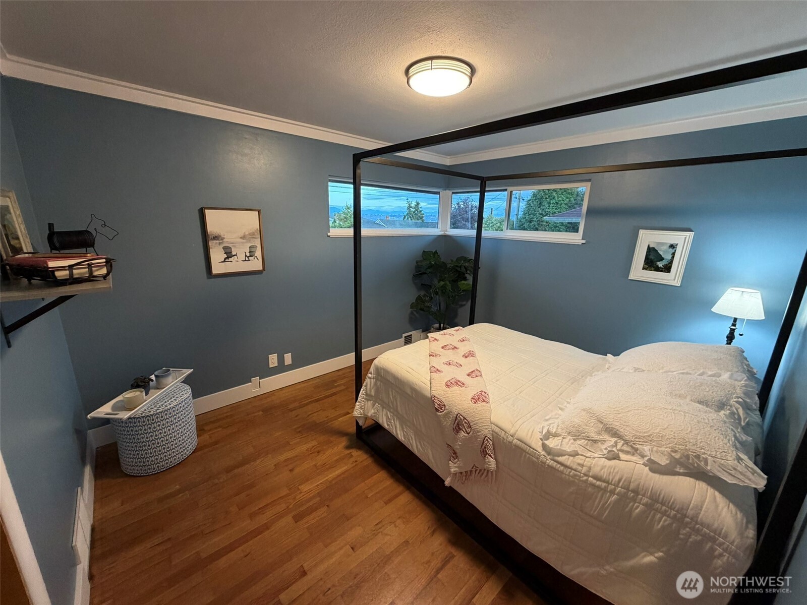 522 Hawthorne Street Property Photo 9
