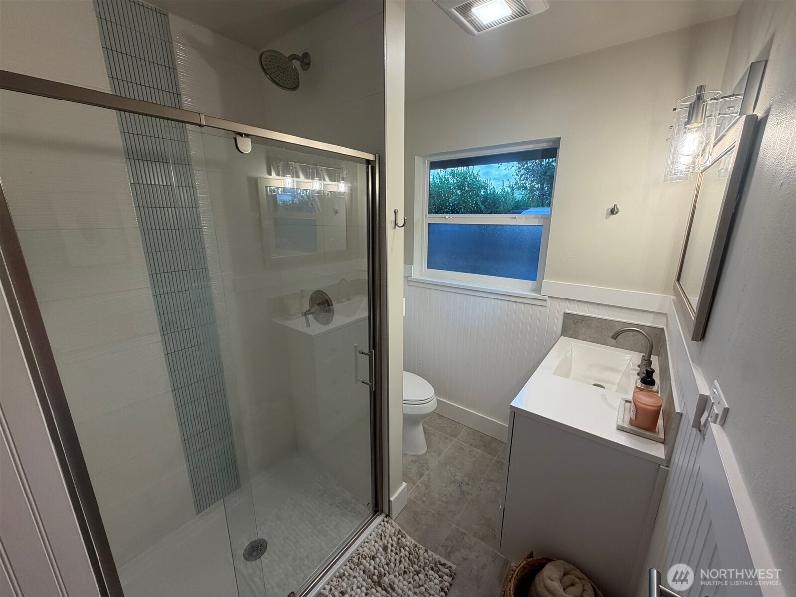 522 Hawthorne Street Property Photo 11