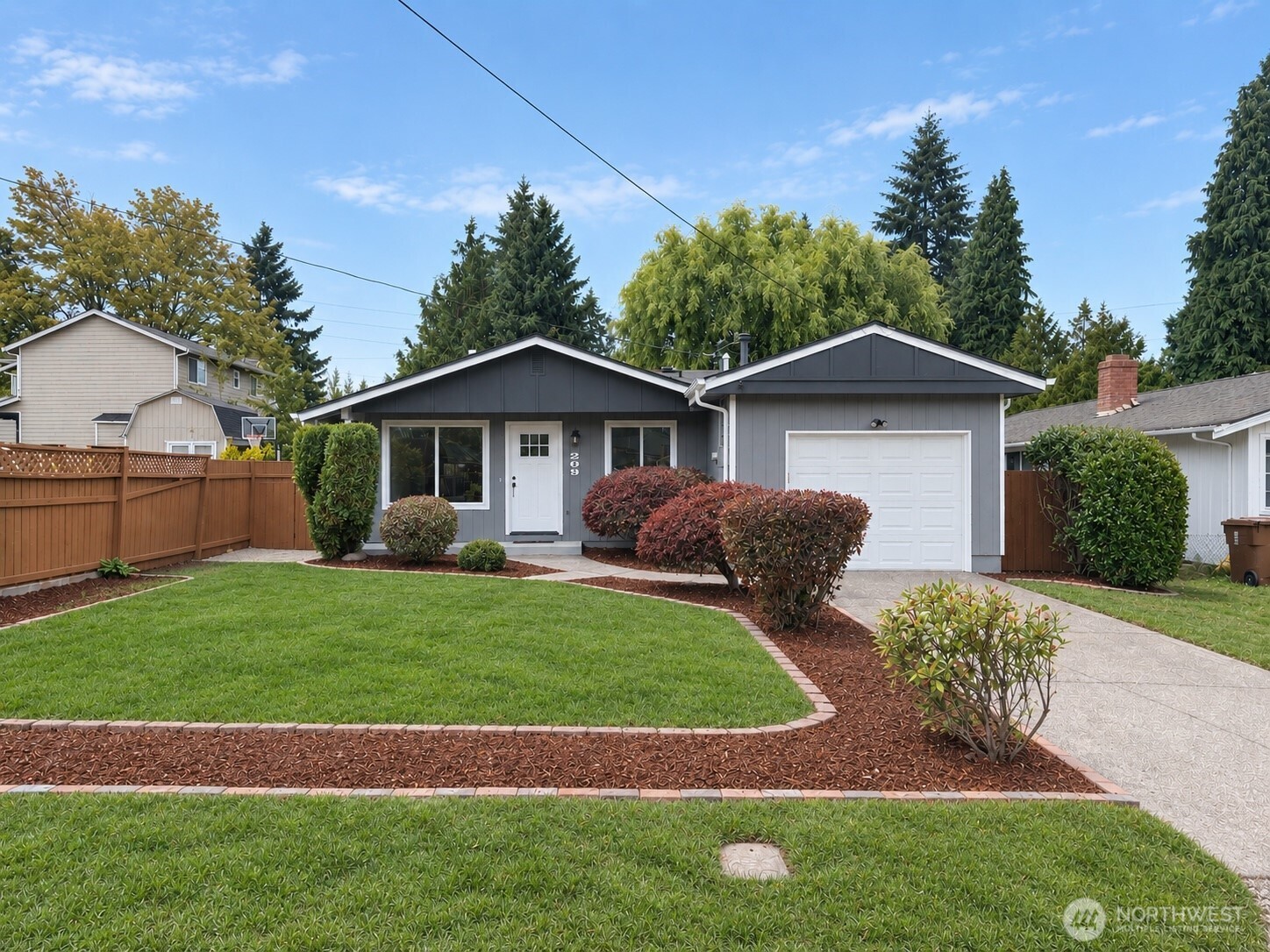 209 E 65th Street Property Photo 1