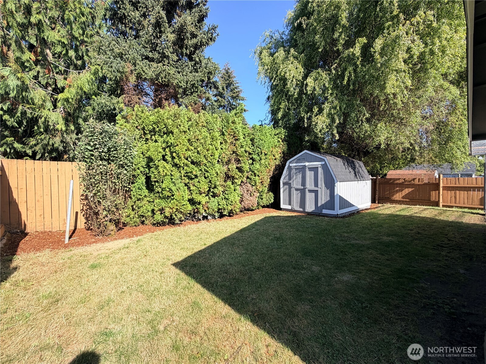 209 E 65th Street Property Photo 25
