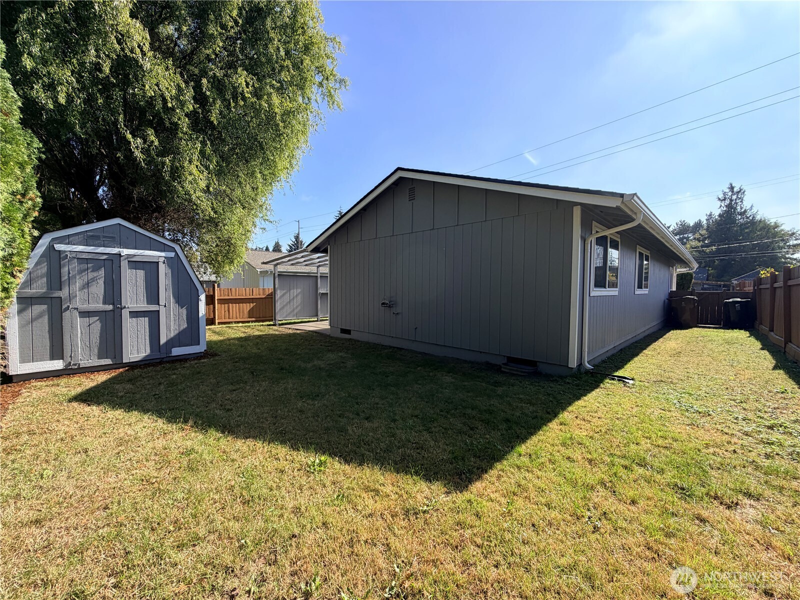 209 E 65th Street Property Photo 26