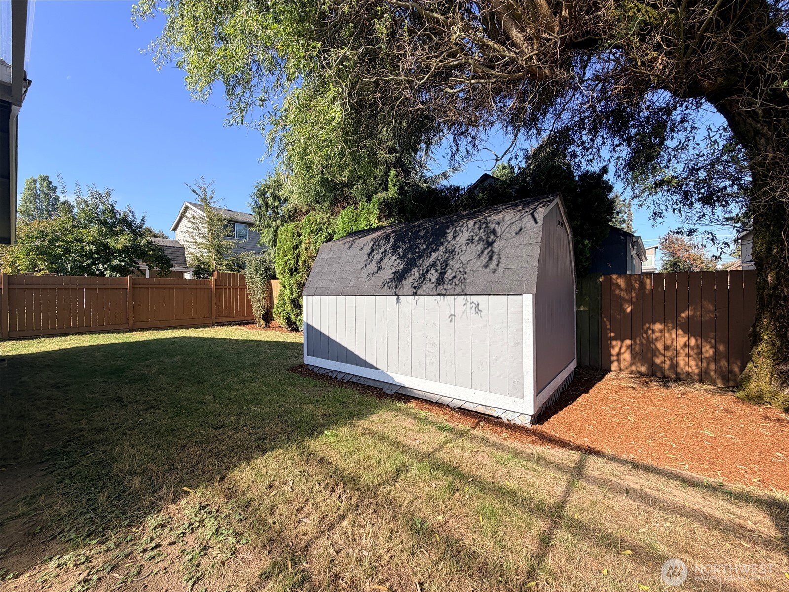 209 E 65th Street Property Photo 27