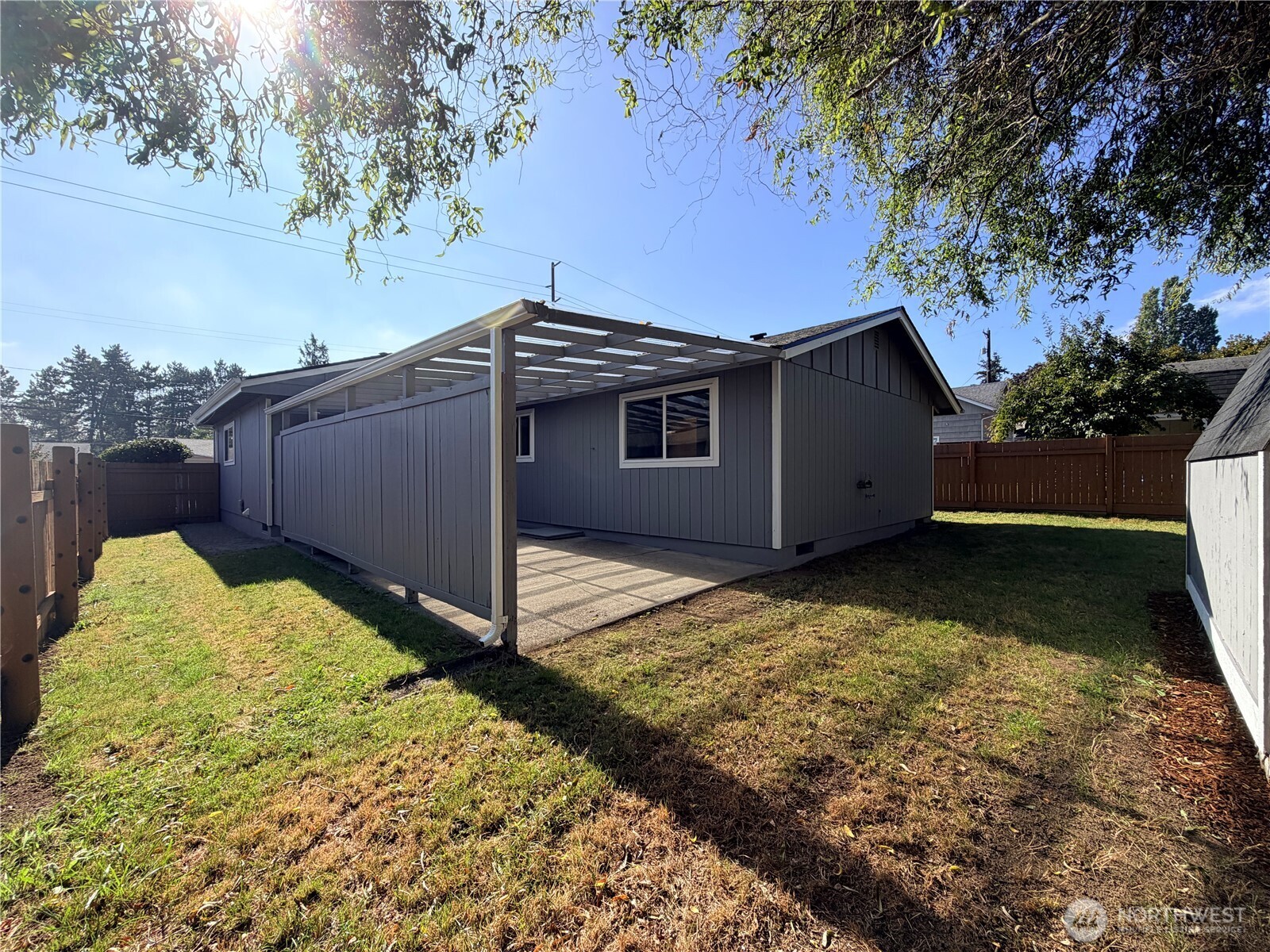 209 E 65th Street Property Photo 28