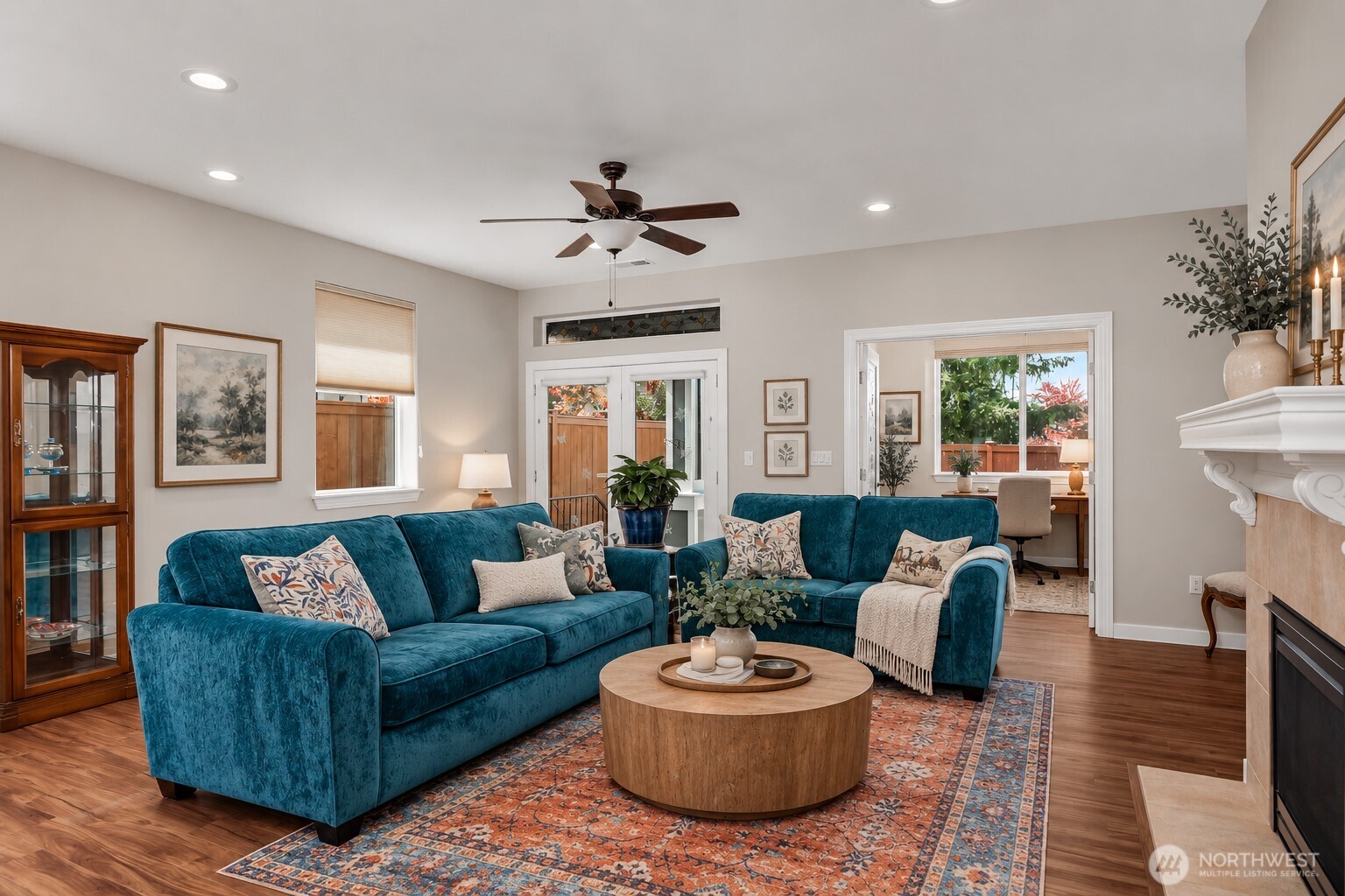 4155 Bainbridge Court Property Photo 4