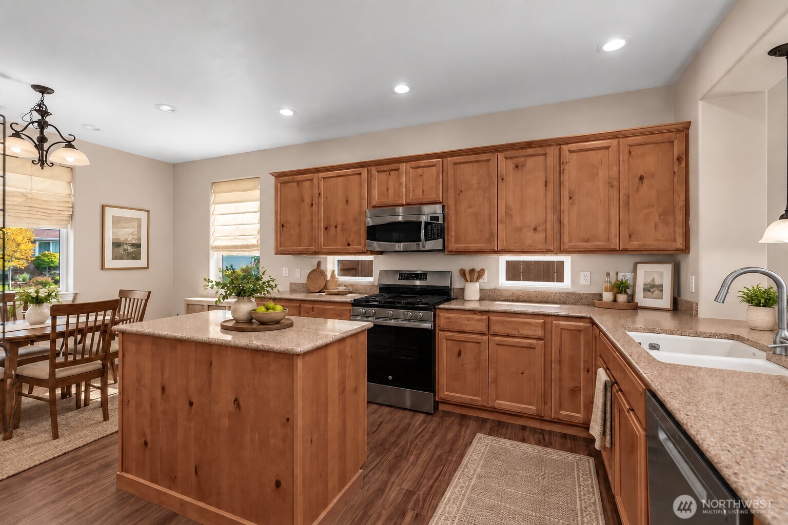 4155 Bainbridge Court Property Photo 10