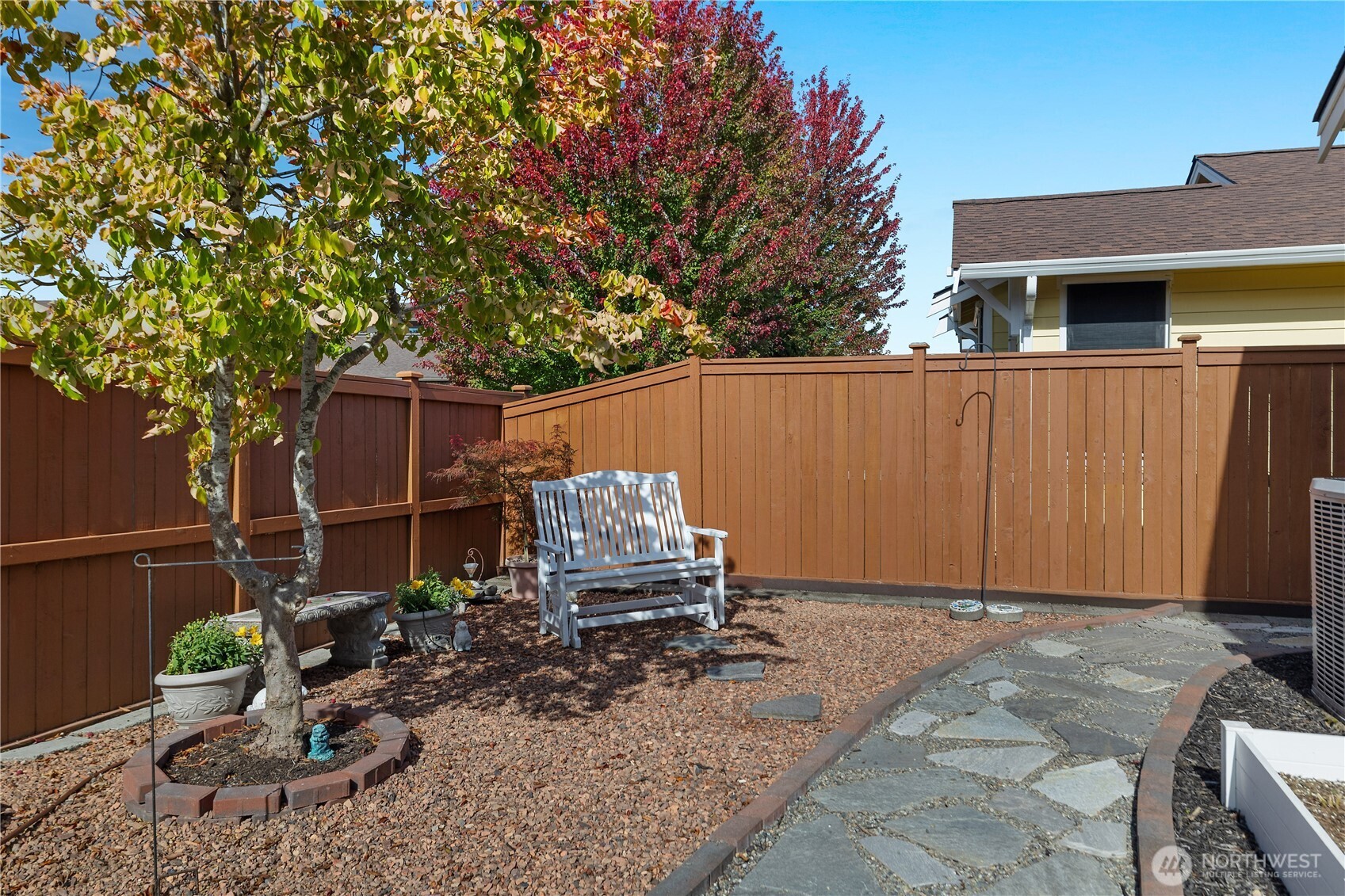 4155 Bainbridge Court Property Photo 23
