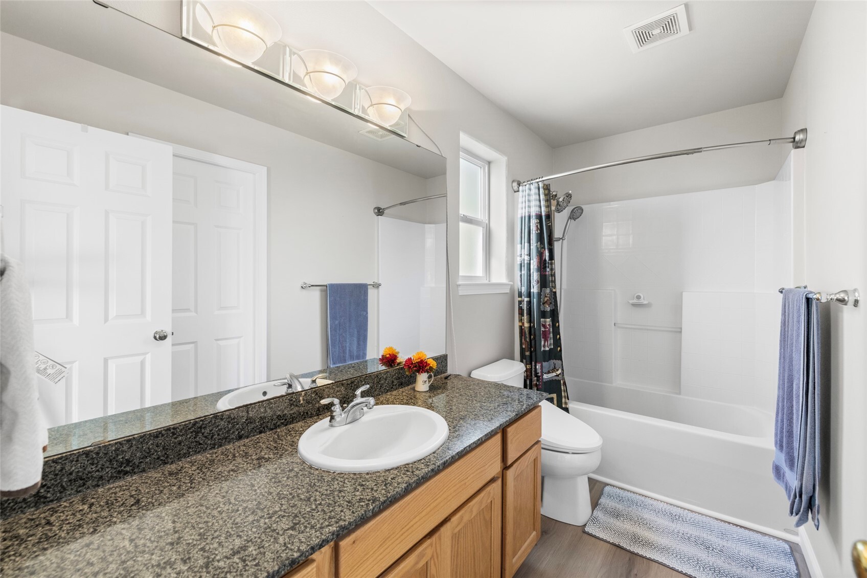 2409 S 15th Street Property Photo 18