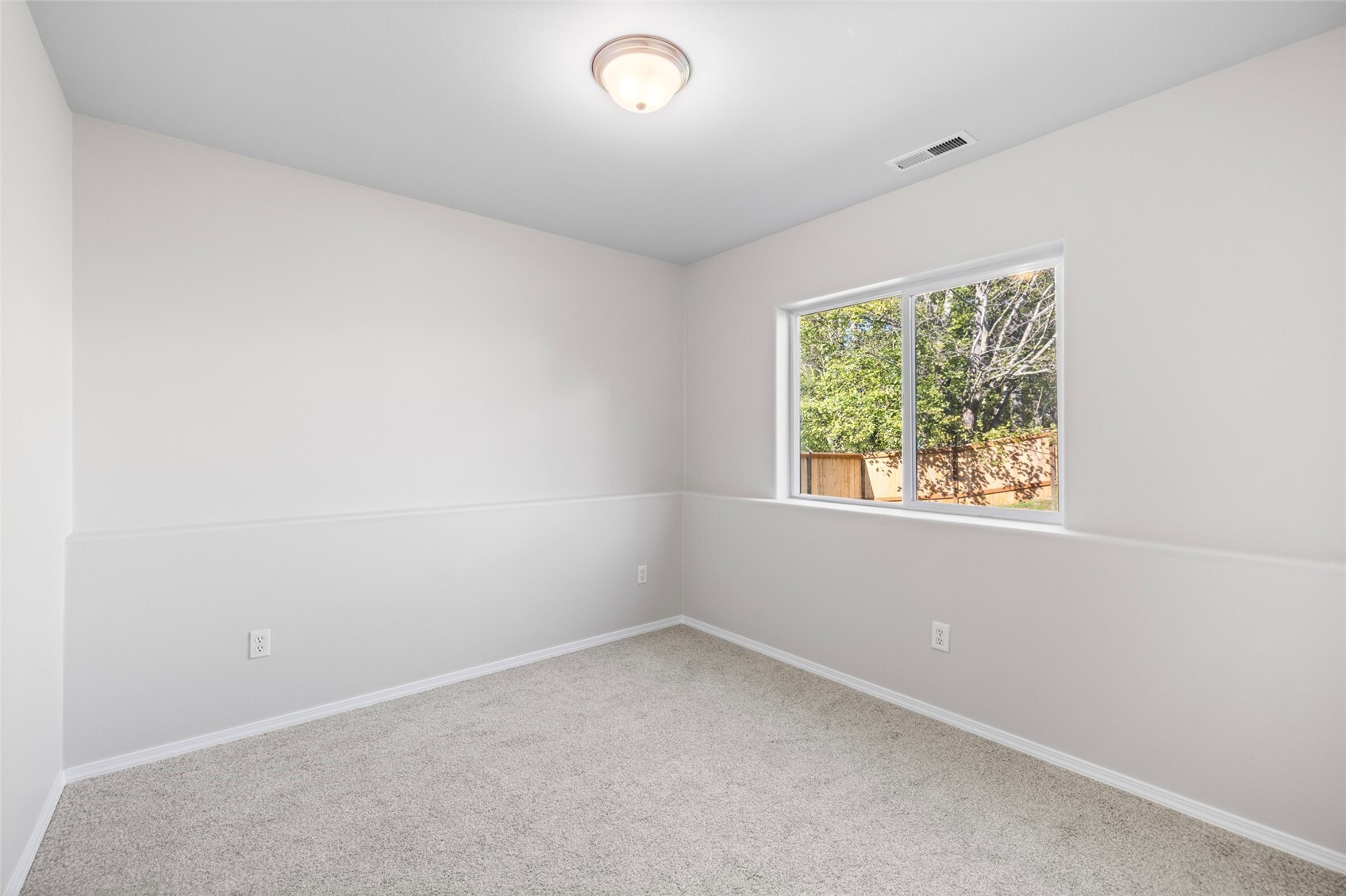 2409 S 15th Street Property Photo 27