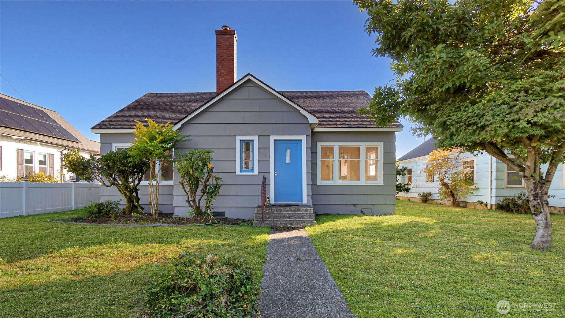 2722 Pacific Avenue Property Photo 1