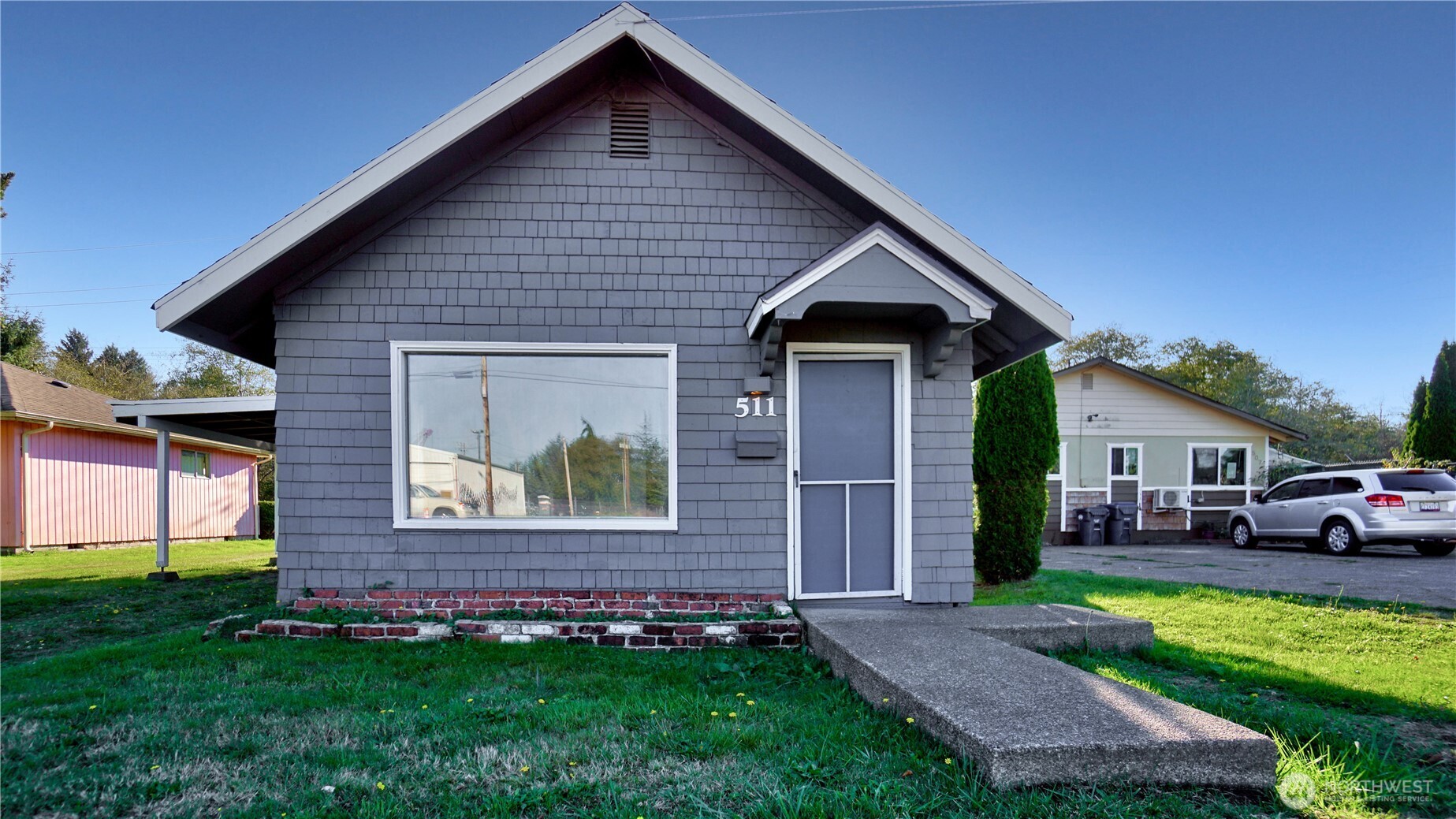 511 S West Boulevard Property Photo 1