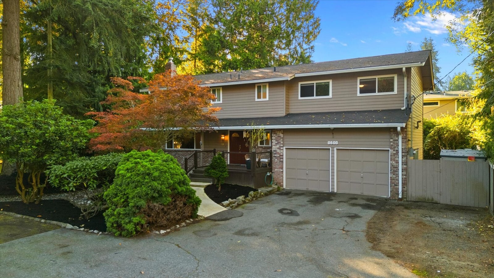 8608 184th Street Property Photo 1