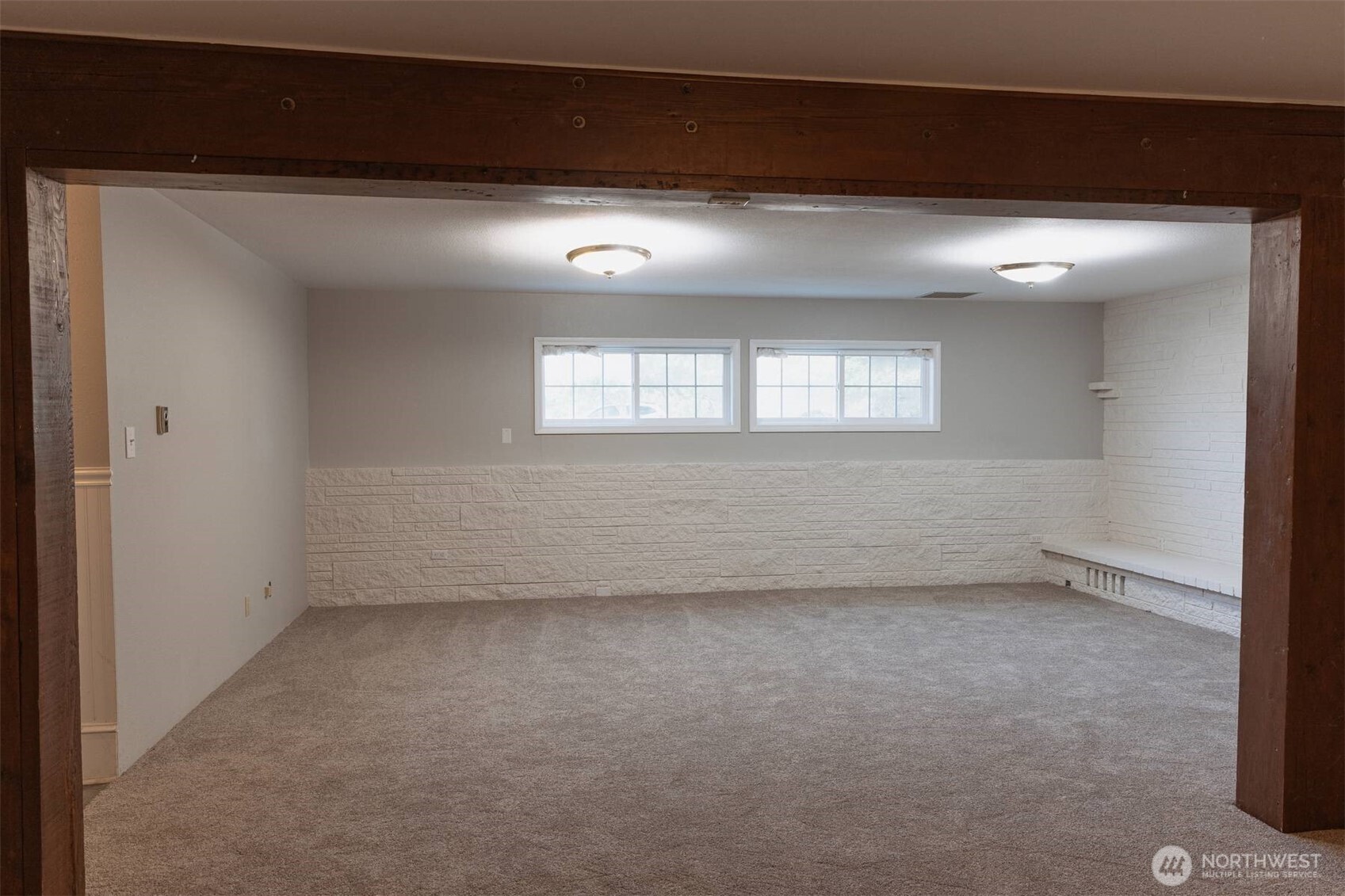 707 Spruce Street Property Photo 2