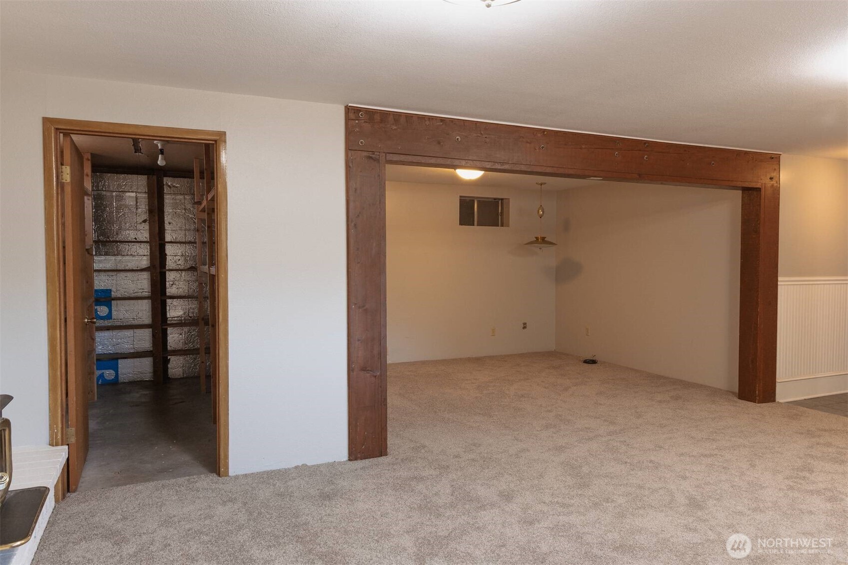 707 Spruce Street Property Photo 3