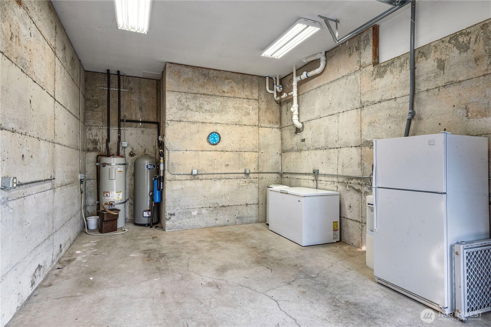 2111 Dellesta Drive Property Photo 30