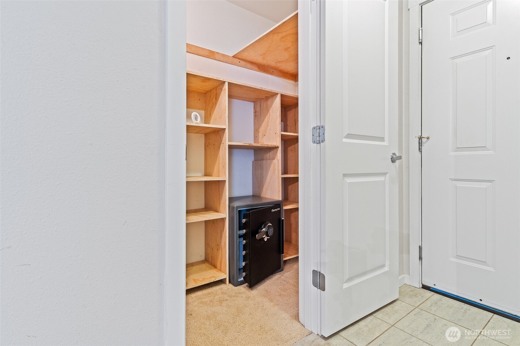 15415 35th Avenue F105 Property Photo 10