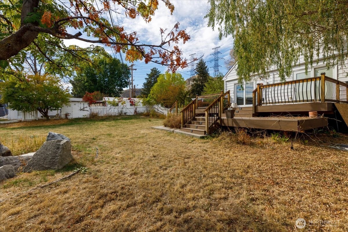 201 Columbia Avenue Property Photo 29