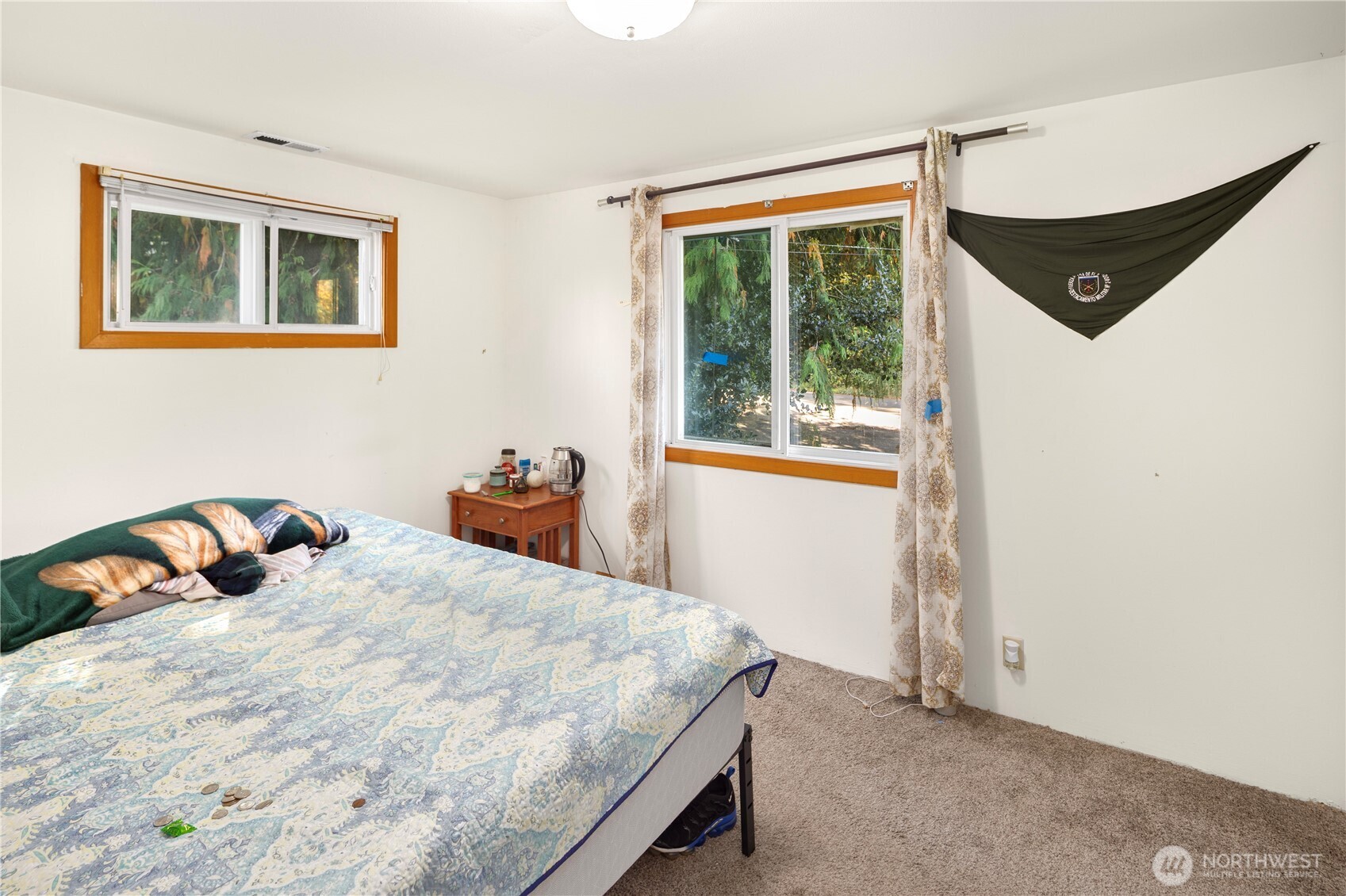 13422 14 Avenue Property Photo 9