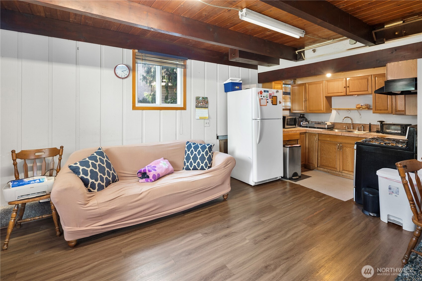 13422 14 Avenue Property Photo 13