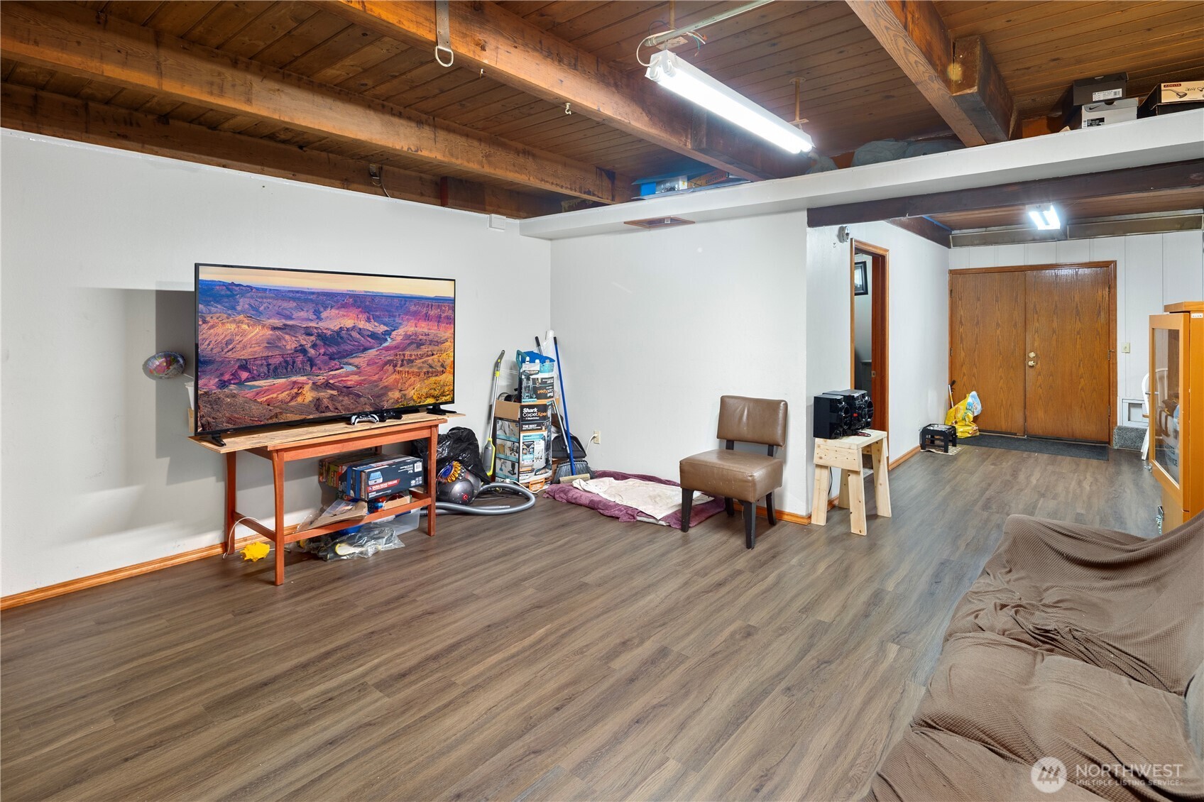 13422 14 Avenue Property Photo 14