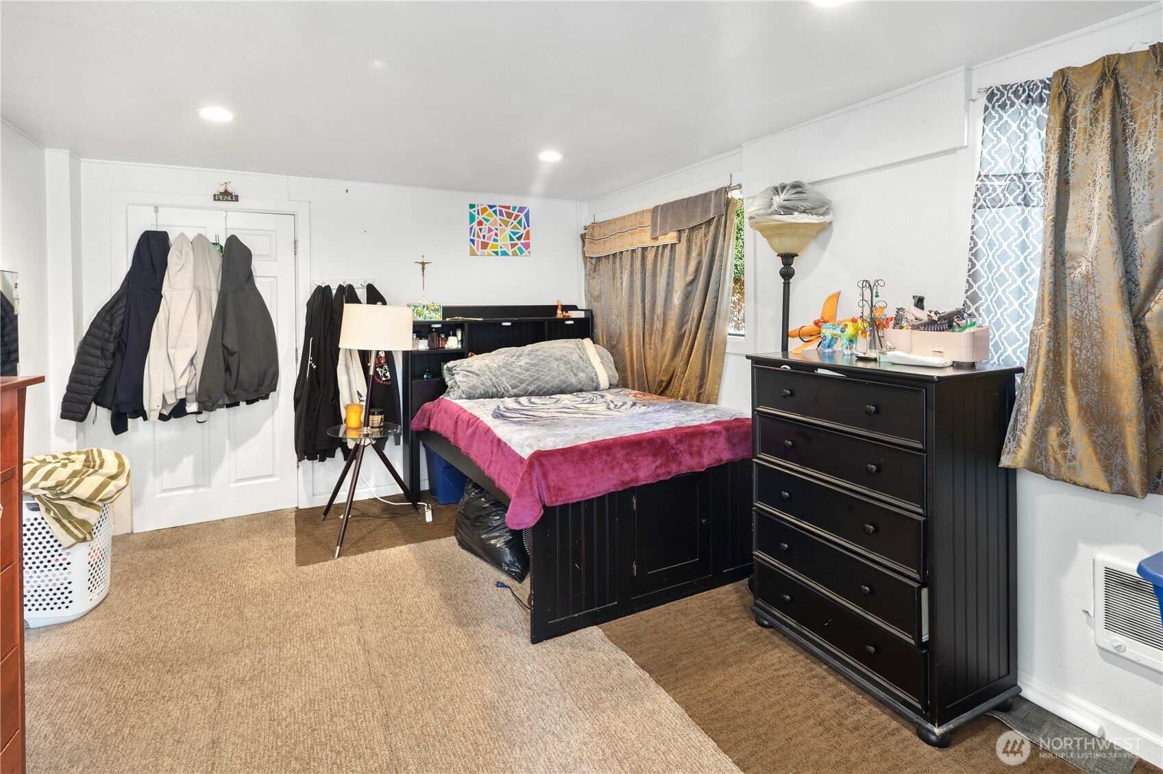 13422 14 Avenue Property Photo 15