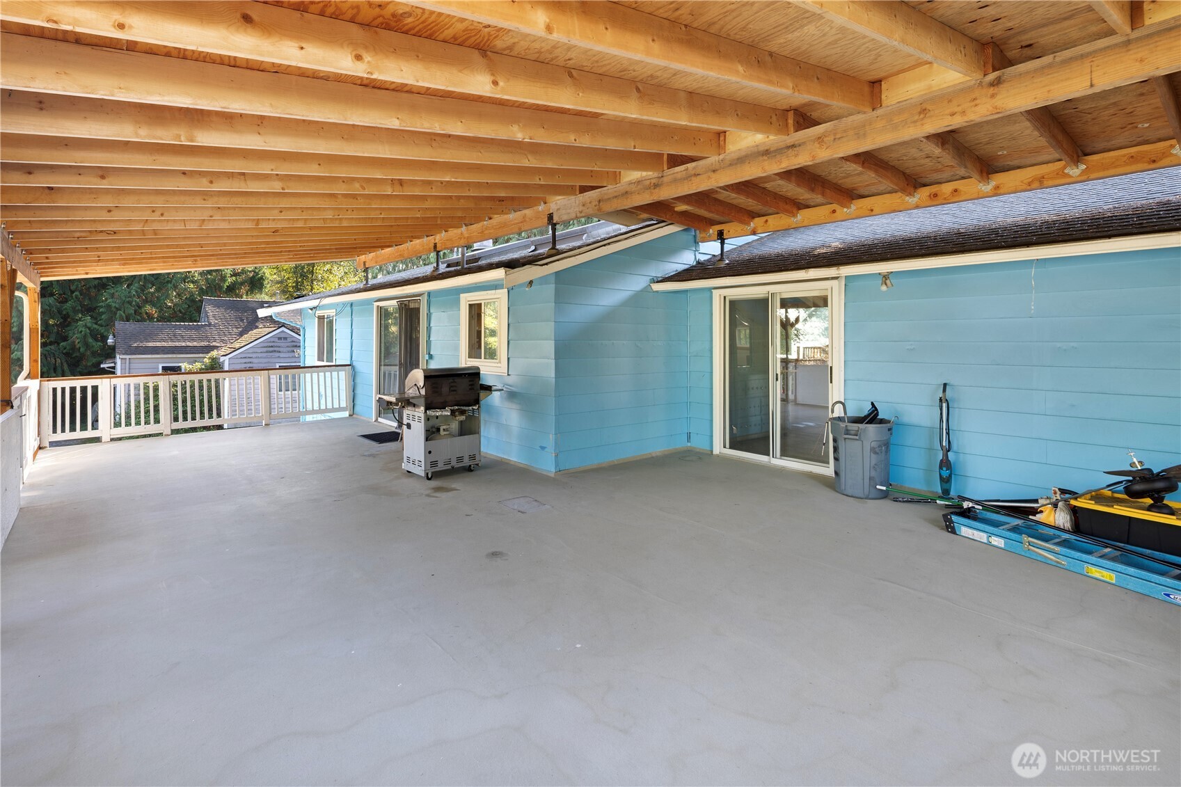 13422 14 Avenue Property Photo 22