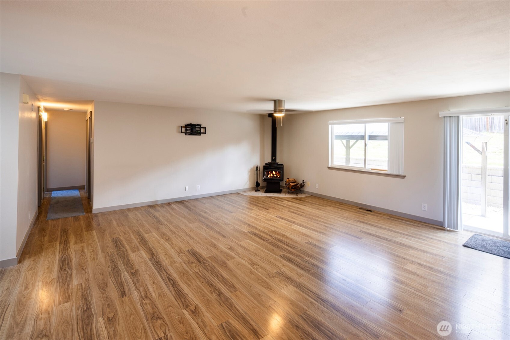 37360 Buck Road Property Photo 6