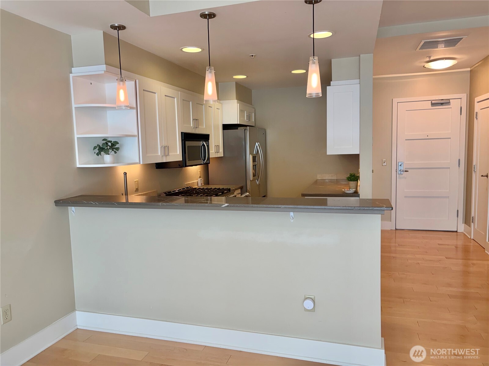 360 Washington Avenue 204 Property Photo 8