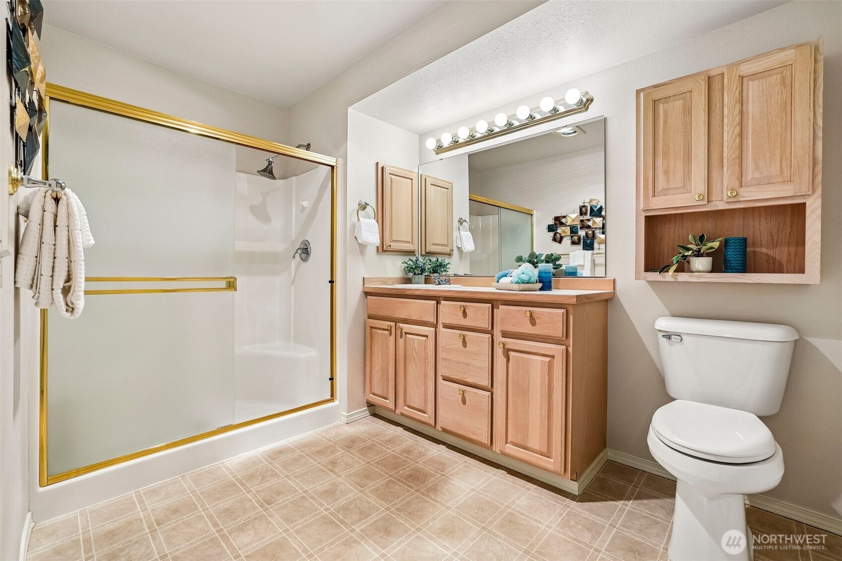 22535 Se Highland Circle 302 Property Photo 25