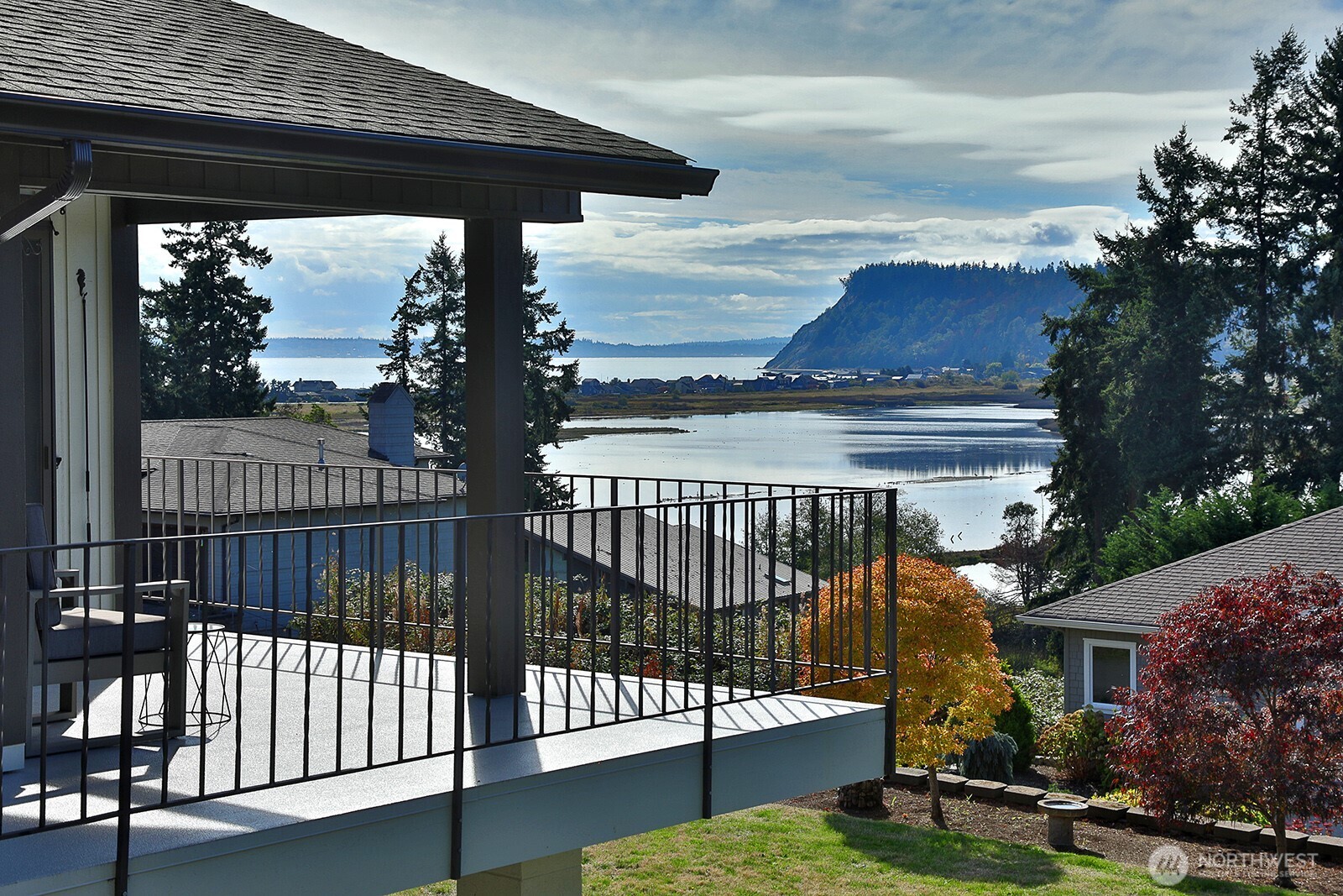 5880 Captain Vancouver Drive Property Photo 4