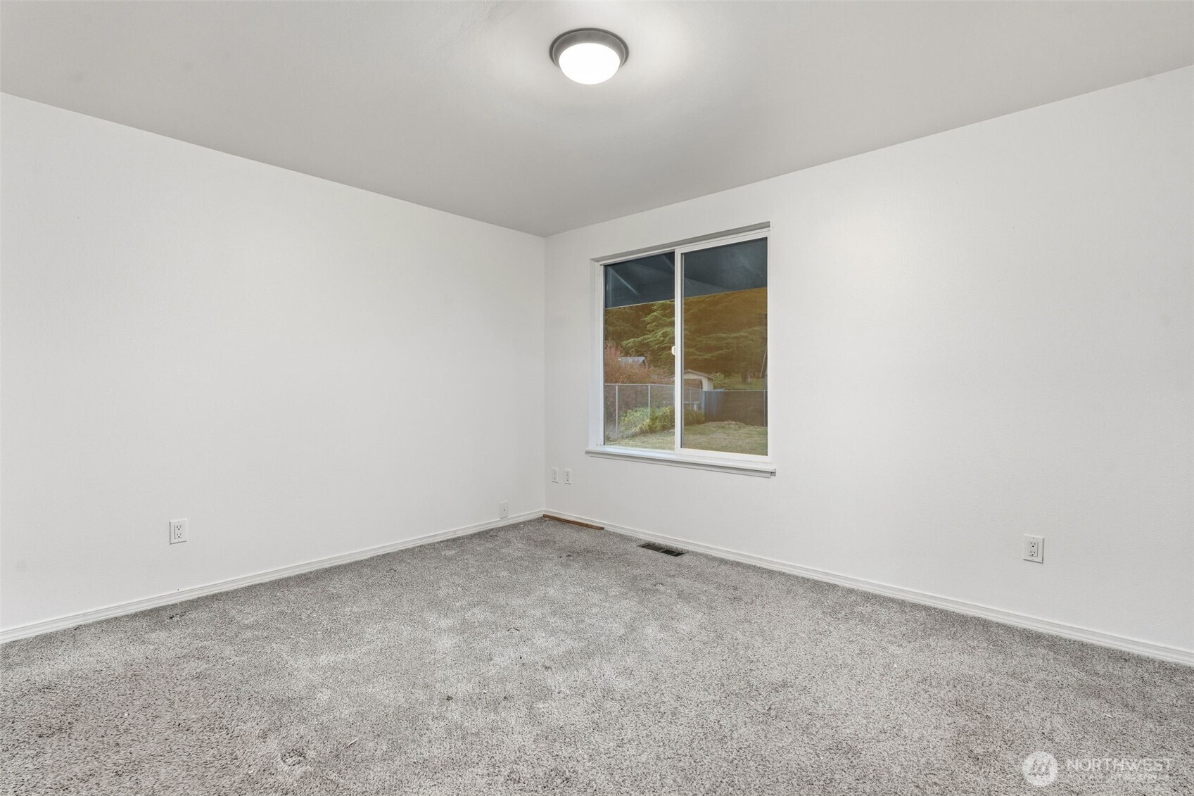 4441 Se Basswood Lane Property Photo 15