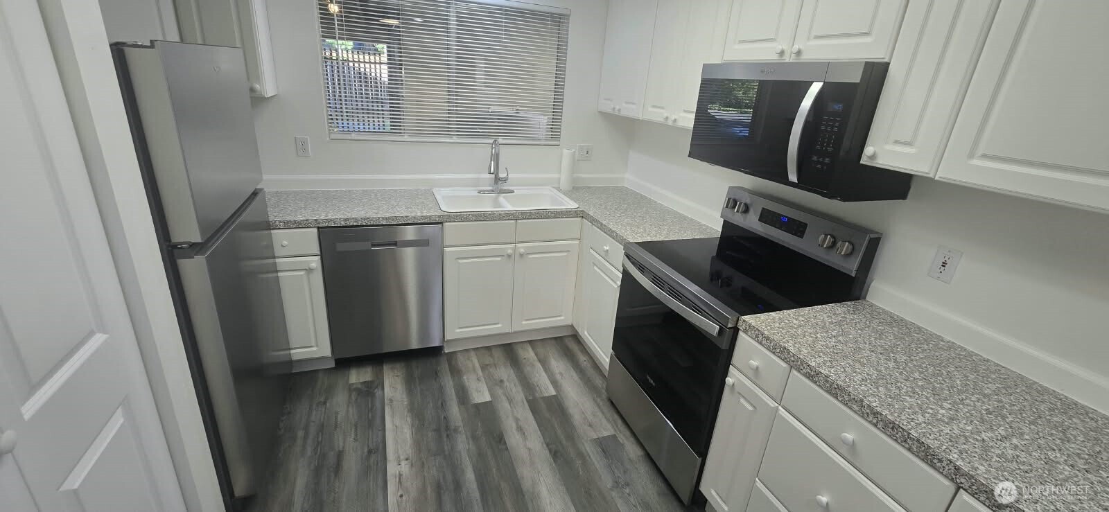 13823 Se Allen Road Property Photo 6