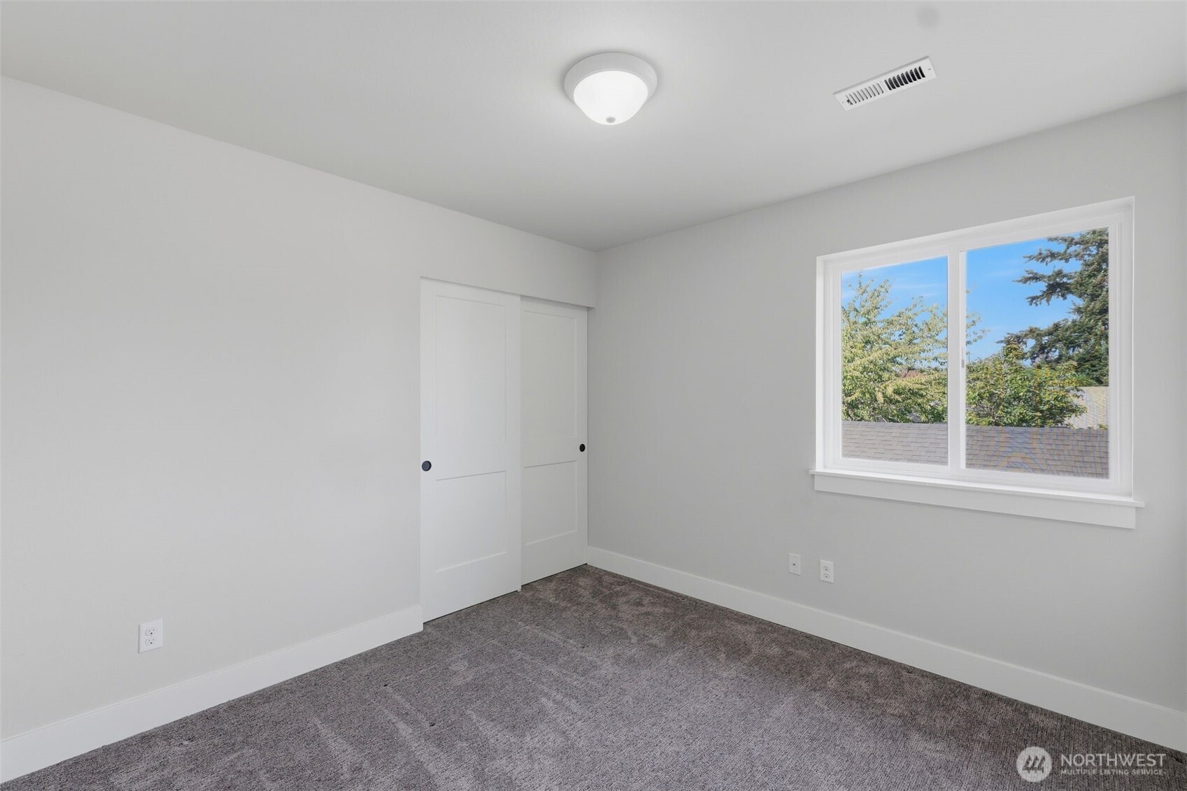 6923 S Mason Avenue Property Photo 14