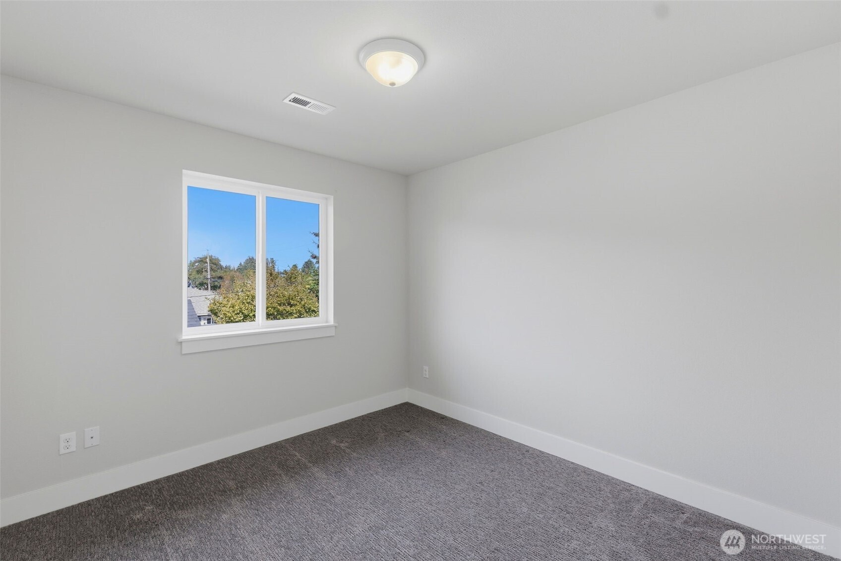 6923 S Mason Avenue Property Photo 16
