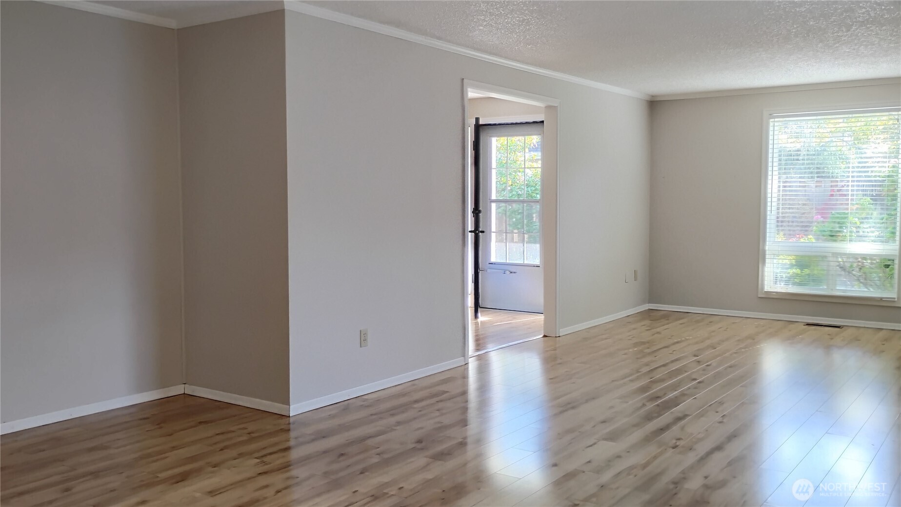 6502 Avondale Road Property Photo 18