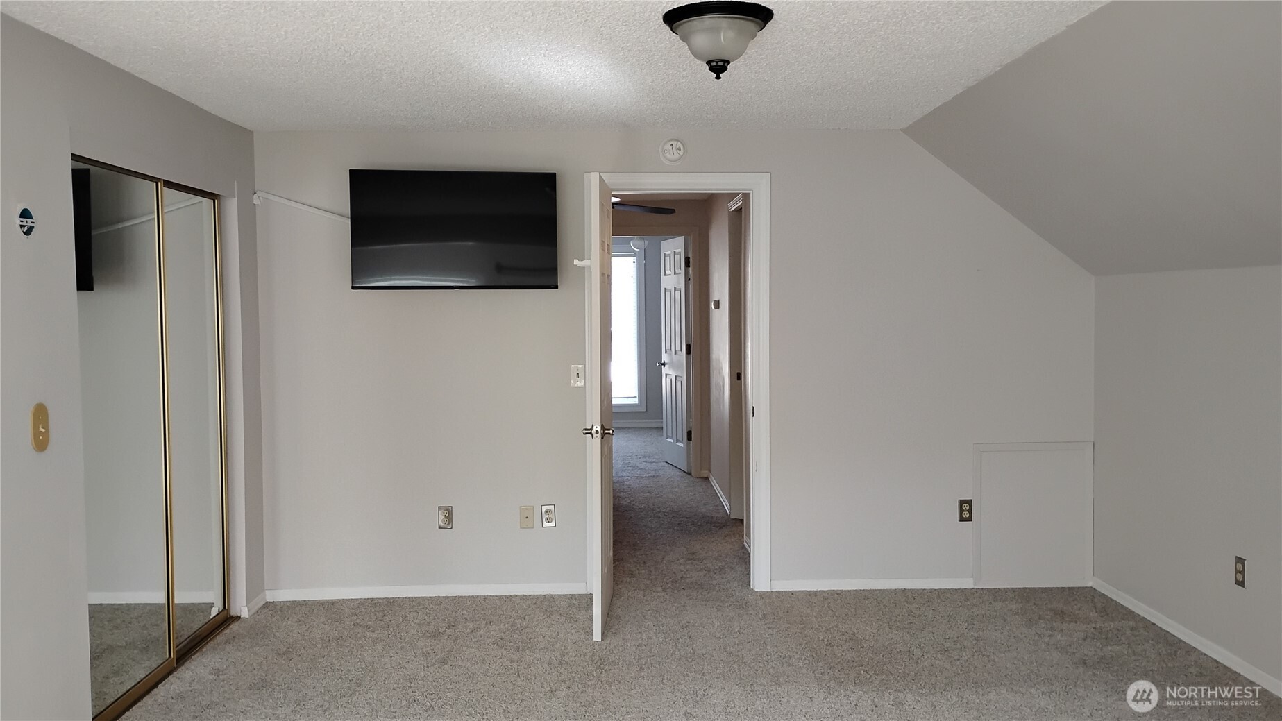 6502 Avondale Road Property Photo 27
