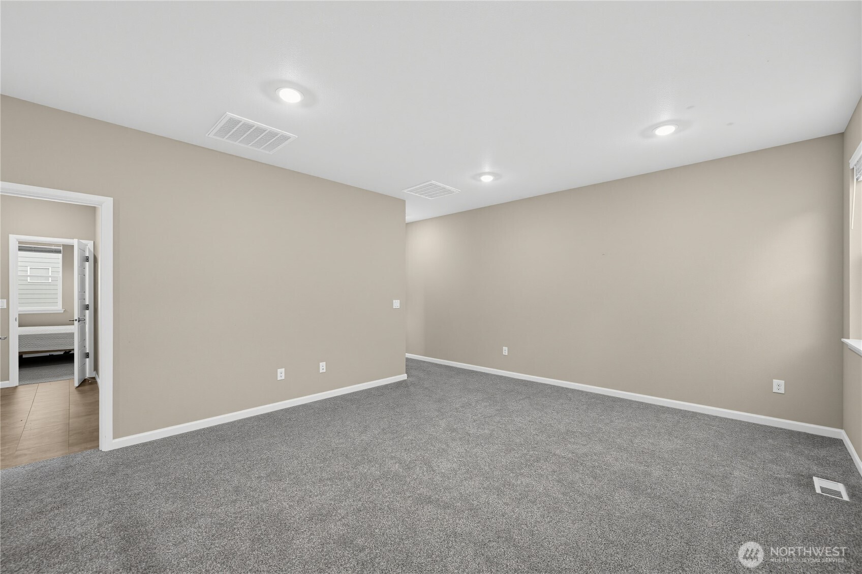 12911 Emerald Ridge Boulevard Property Photo 19
