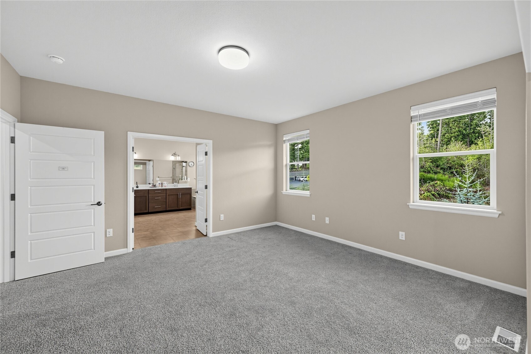 12911 Emerald Ridge Boulevard Property Photo 22