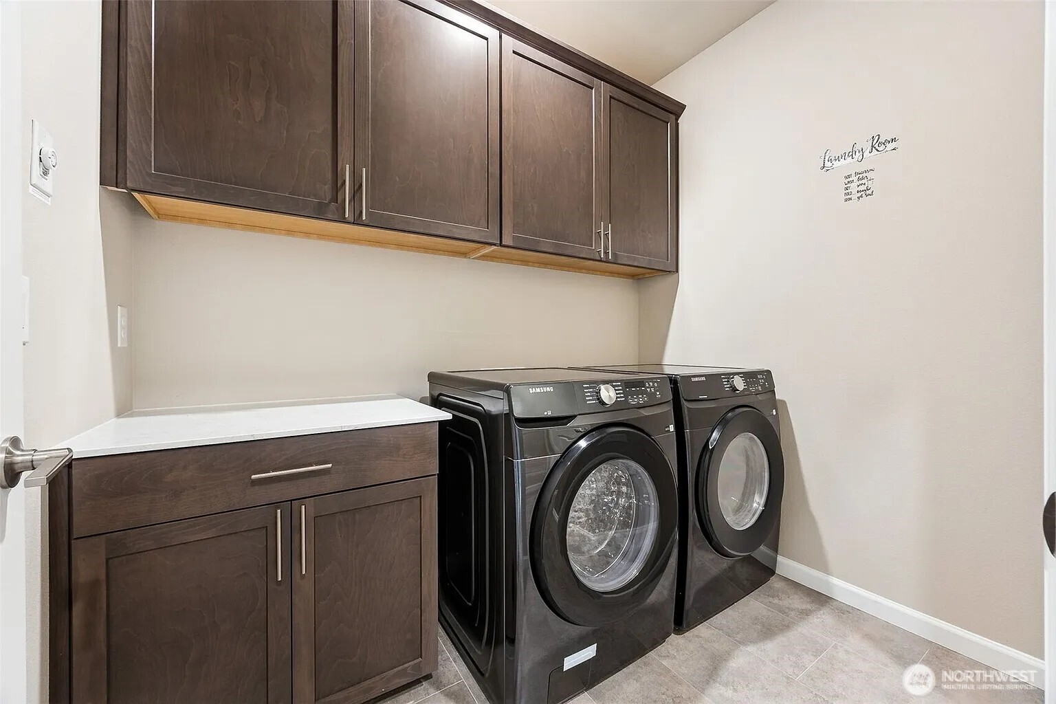 12911 Emerald Ridge Boulevard Property Photo 28