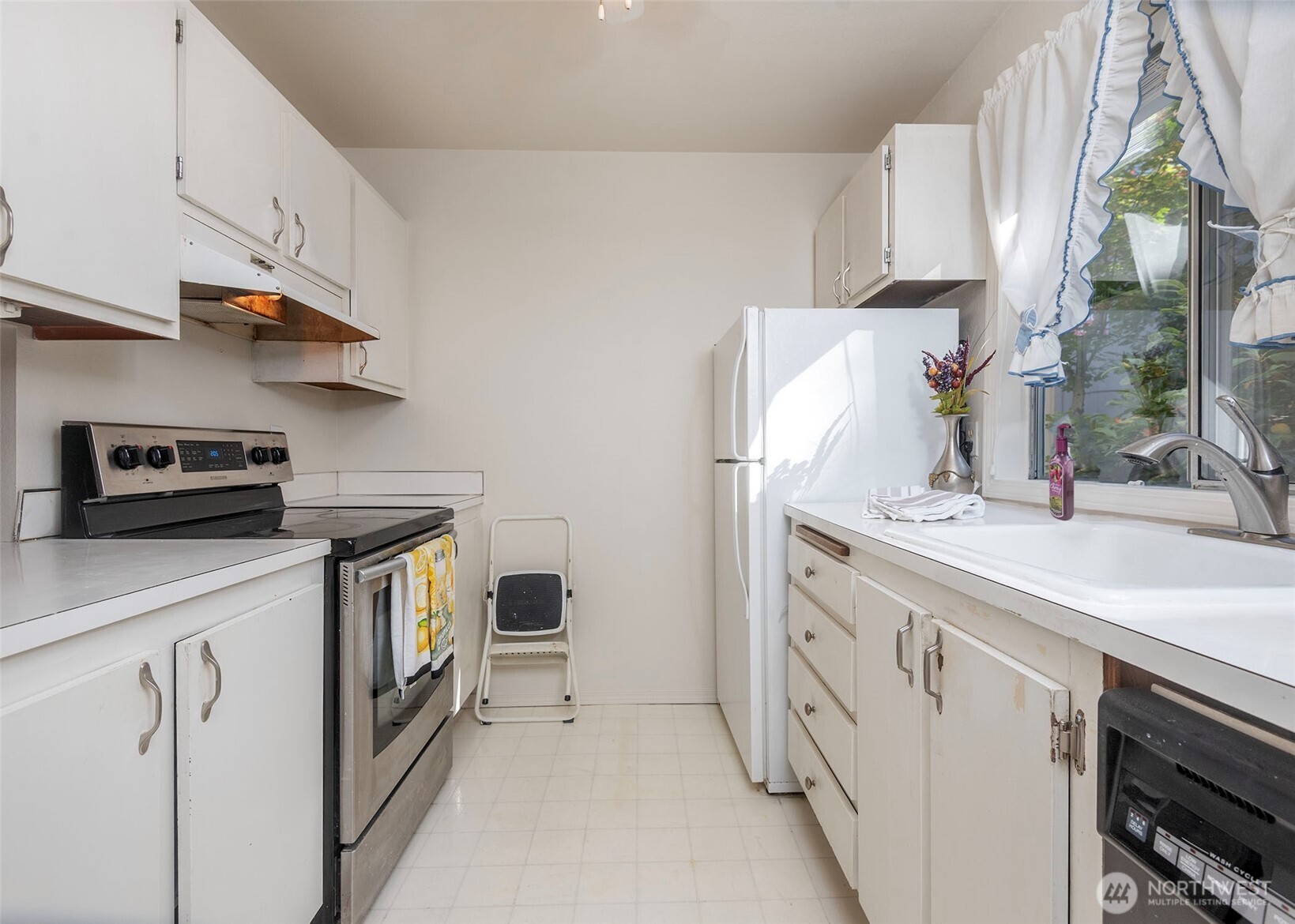 4805 180th Street F108 Property Photo 4
