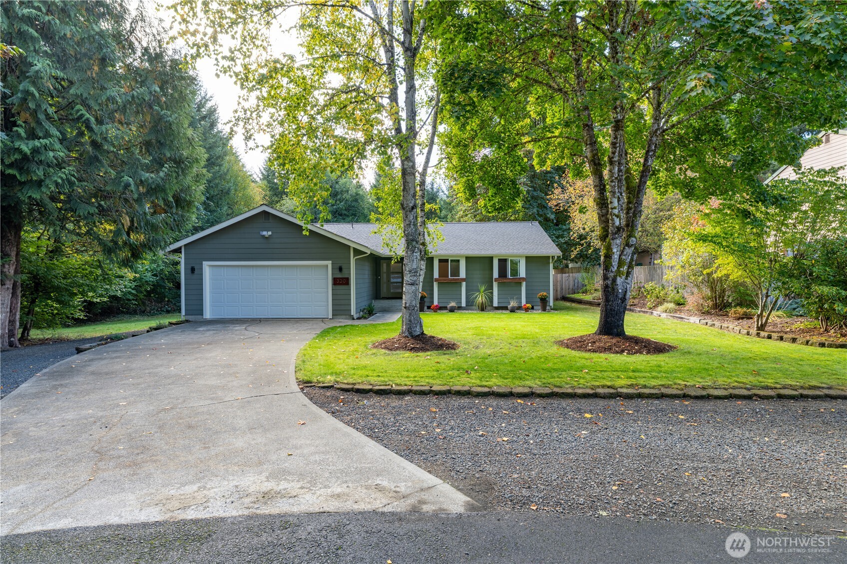 320 Se Shadowood Drive Property Photo 1