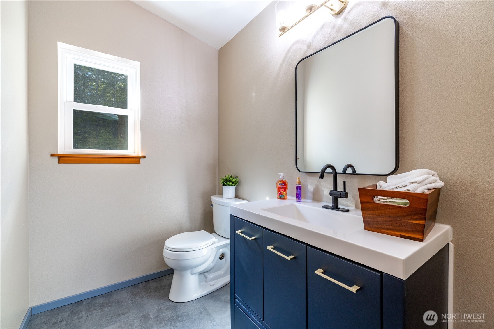 320 Se Shadowood Drive Property Photo 17