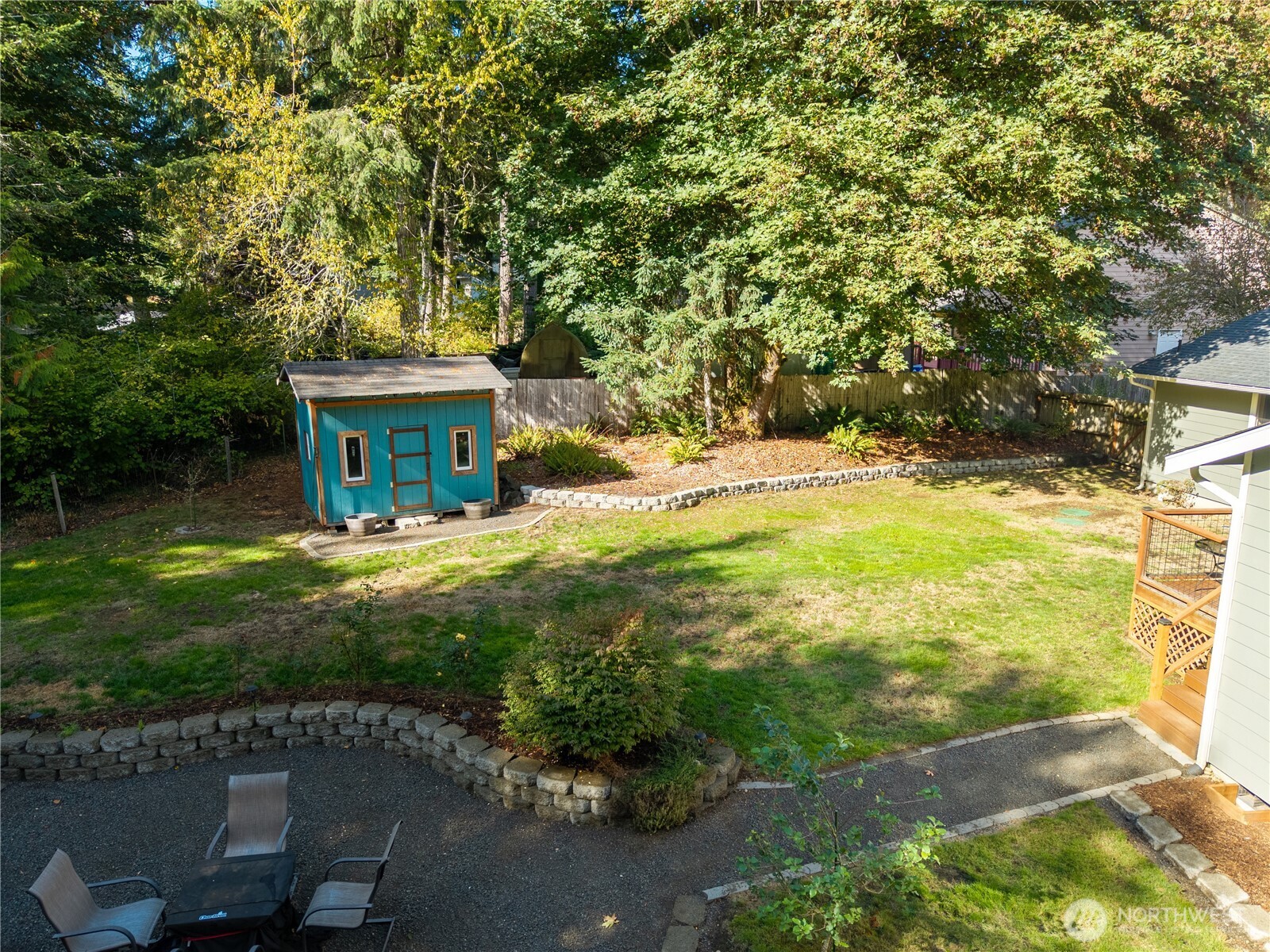 320 Se Shadowood Drive Property Photo 29