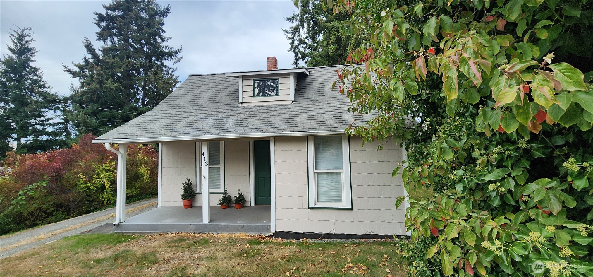 413 E Fir Street Property Photo 2
