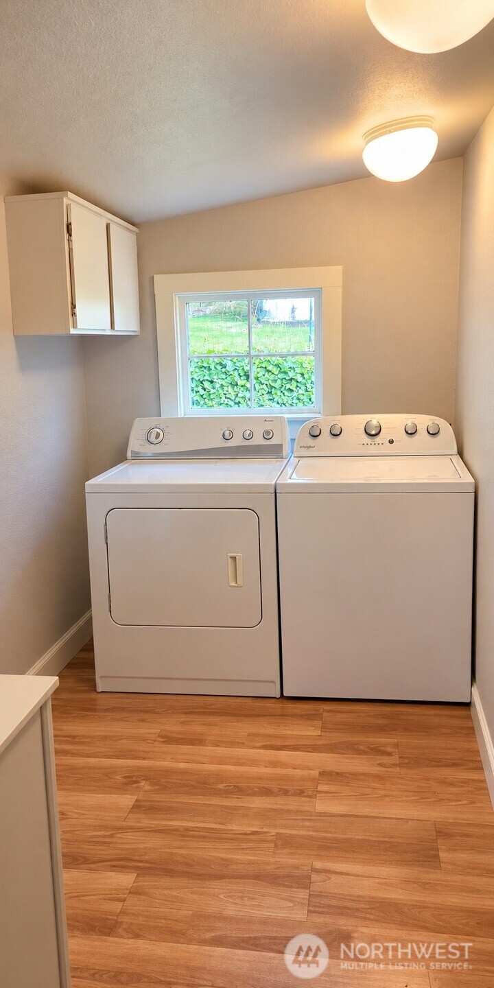 413 E Fir Street Property Photo 6