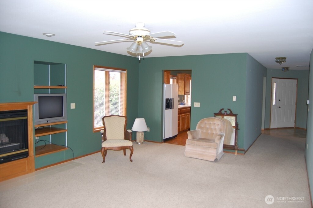 1198 Northwind Circle Property Photo 5