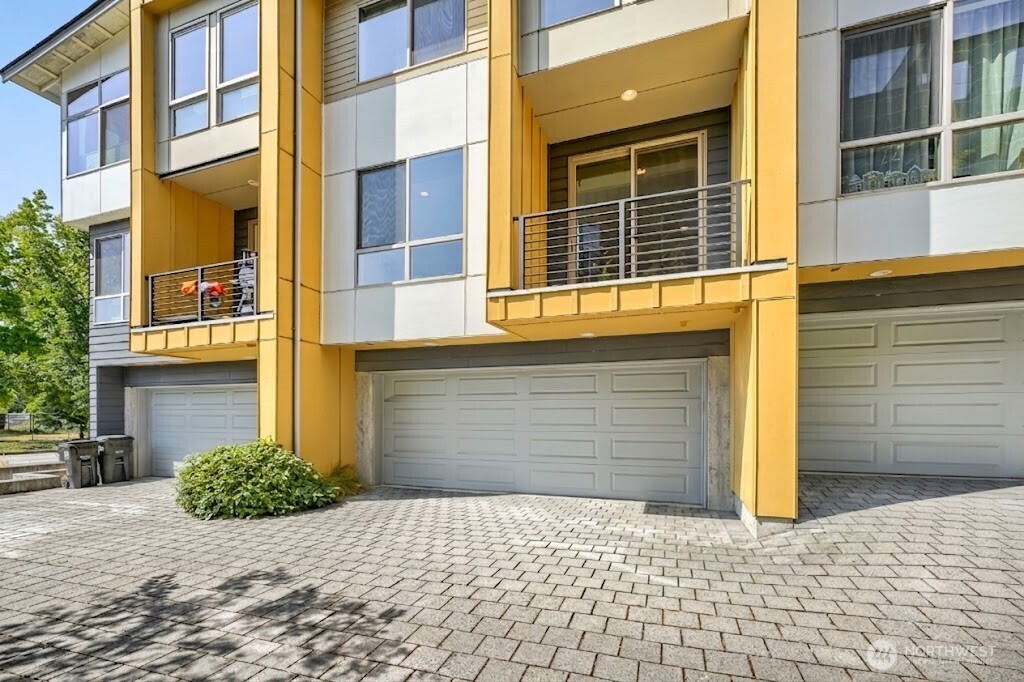 5206 Delridge Way B Property Photo 30