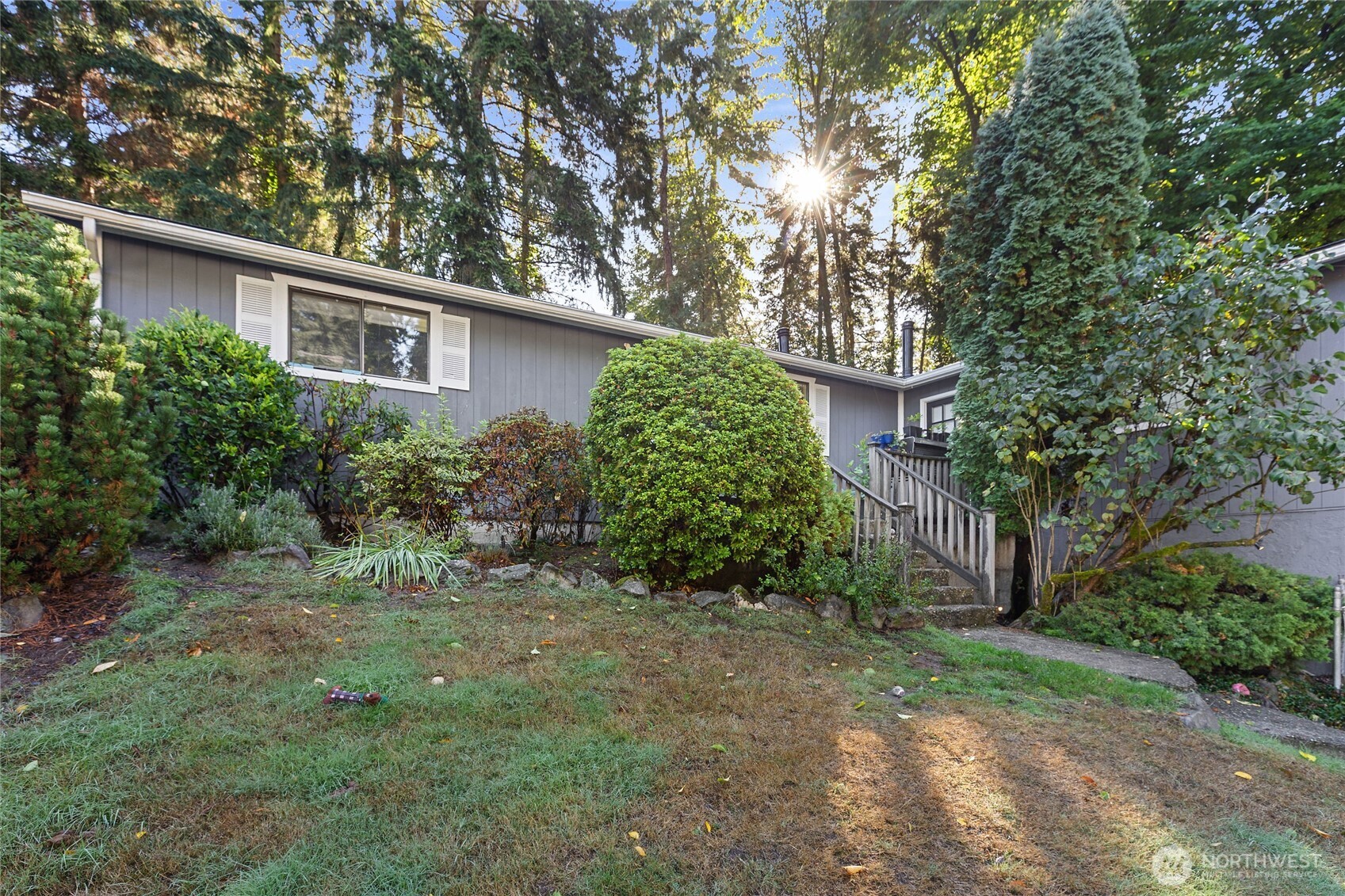 4521 Grand Avenue Property Photo 3