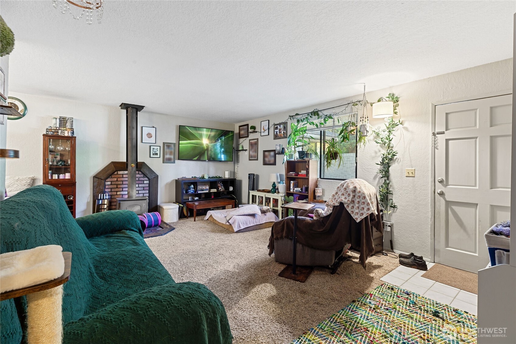 4521 Grand Avenue Property Photo 6
