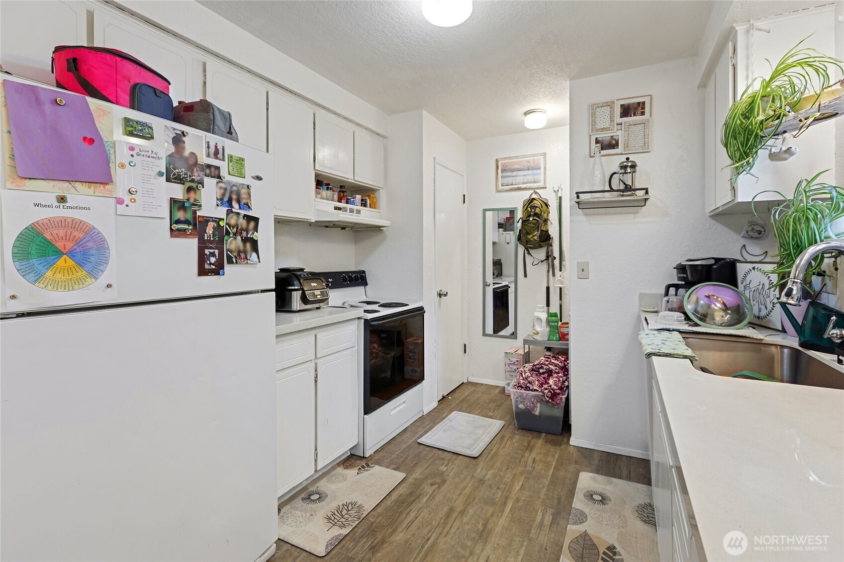 4521 Grand Avenue Property Photo 8
