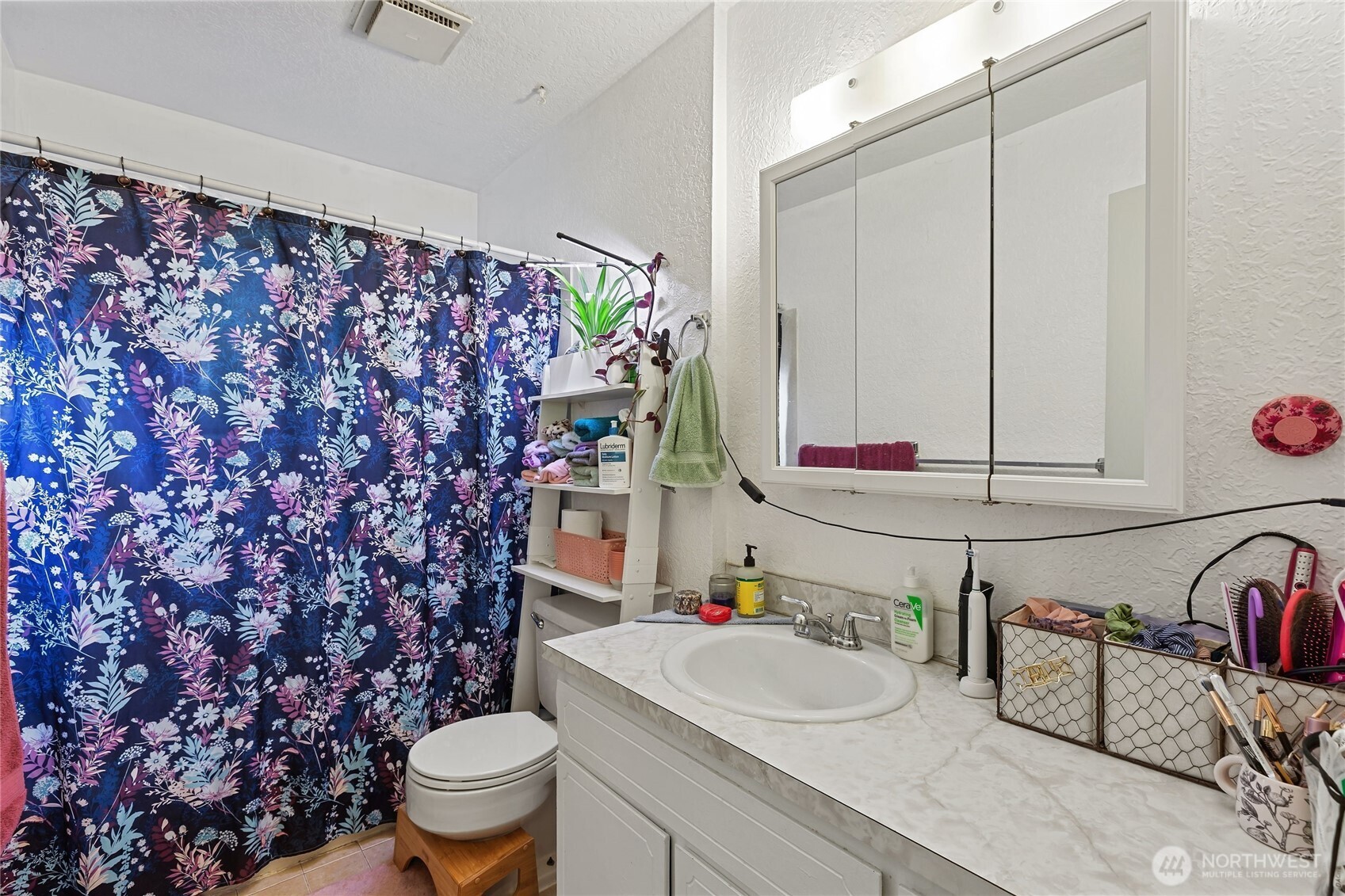 4521 Grand Avenue Property Photo 19